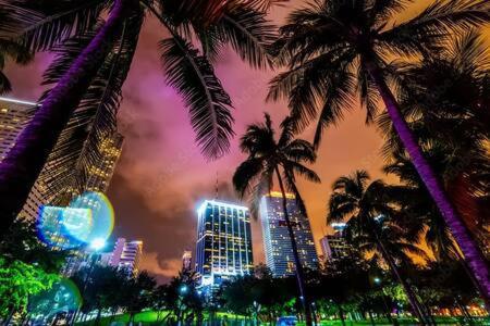 Ferienwohnung Heart Of Downtown Miami Studio Pool & Gym Exterior foto