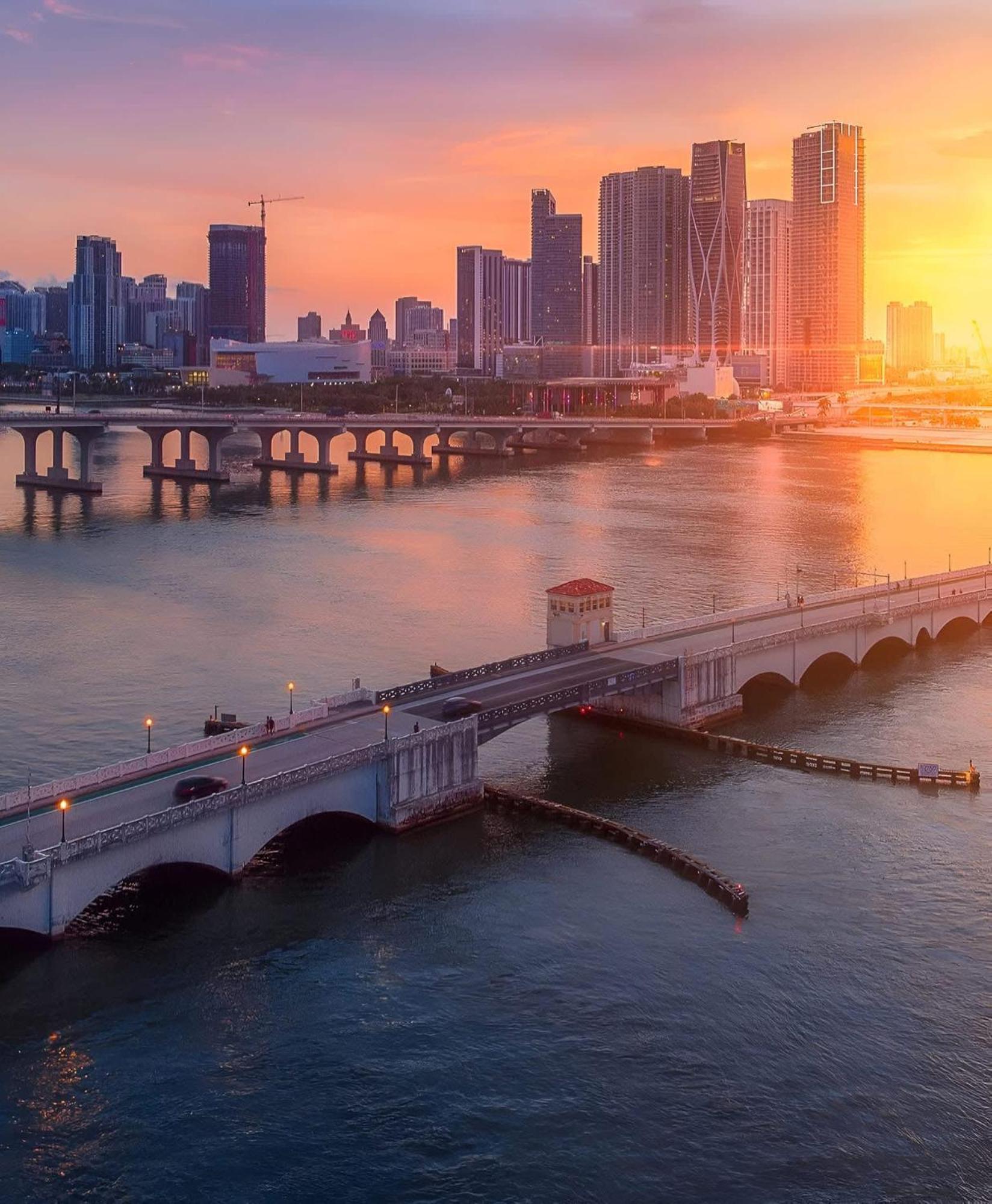 Ferienwohnung Heart Of Downtown Miami Studio Pool & Gym Exterior foto